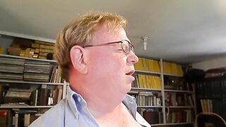 Overweight Dad cum inside