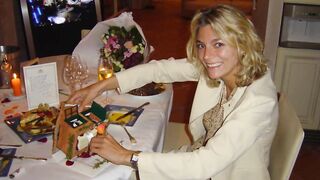 Thin, happy wife  Vacation