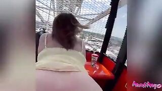 Floozy get bangs in public on the Ferris wheel