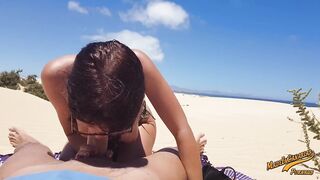 Amateur Pair Outdoor - Teen Large natural bazookas - MadeInCanarias