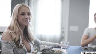 Stepmom and blond college hotty tricked into a taboo affair - Sarah Vandella,Lucas Frost,Emma Hix