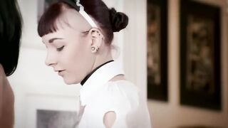 German Gothic Lesbo 3Some