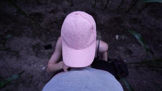 18yo wench gets banged out in the fields and almost got caught twice, facial