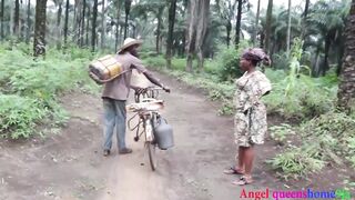 Some where in Africa ,the Yoruba abode wife big beautiful woman caught banging by the village palm wine tapper on her way to market, that guy convince her 'cuz of his palm wine and banged her coarse on the road side. ( part 1)FULL EPISODE ON ️XVIDEO RED  