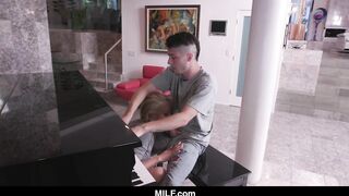 mother I'd like to fuck - Hawt Stepmom Helps Out Distracted Stepson With Her Throat And Cunt