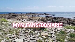 DEFI : j'accoste un pêcheur en bord de mer, le suce et le fais venir chez moi pour qu'il m'encule!