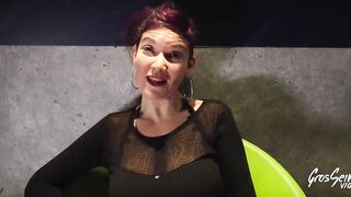 Caro, very dilated mother i'd like to fuck, goes on double penetrations