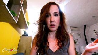 Día de los inocentes acaba con una española follada por error por su compañero de piso - Cherry Lips