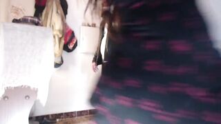 Amazon Delivery Guy gets a surprise Oral Pleasure