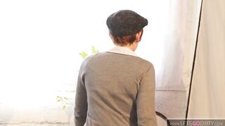 ebony and white lesbo threesome at photo shooting