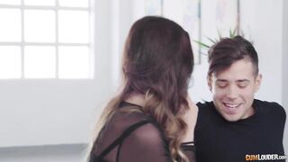 Hawt 3some with 2 excited beauties