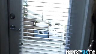 Sexually Excited teen went to her neighbour's place and asked him to show her his dong