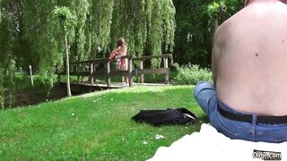 Oldman 70 years Vs Youthful nineteen years Charming !!