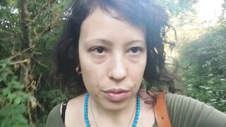 Ditalino selvaggio in un vecchio casale abbadonato