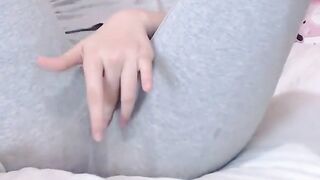 Teen squirting in yogapants. Sexy baby cam