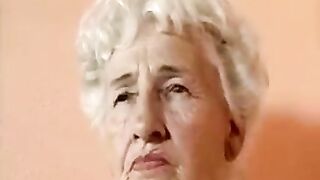 Granny Loves The Screwing Machine