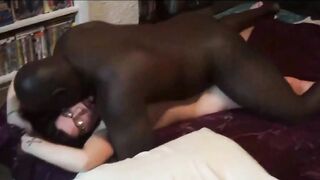 Wife gives a worthy cuckolding