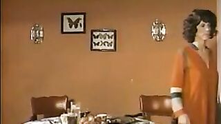 Love Slaves (Psycho Honeys) (1976)