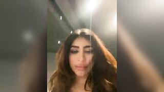 Sofia squirts in the hotel