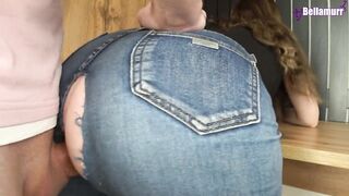 Drilled a gal throughout a gap in jeans and cum in her constricted vagina - Bellamurr