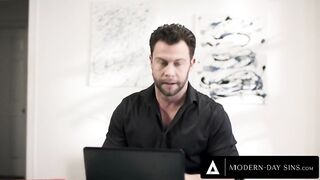 Breasty mother I'd like to fuck Has No Idea Her Hubby CHEATED With Violet Starr!