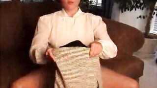 Older Shaggy Leslie in Hose