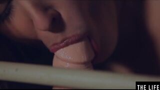 See her sucking her large sextoy previous to plunging it in her twat