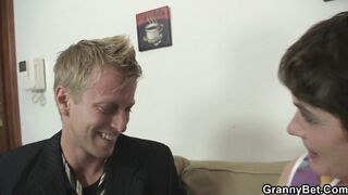 Bushy Old Granny Plays With His Large Shlong