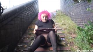 Alert! Large titties on the run!