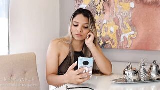 I give a surprise to the delivery guy