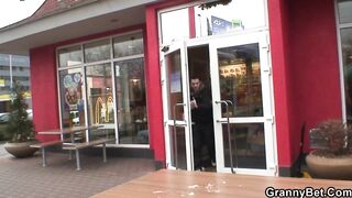 Large titties 80 yo granny riding wang