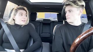 Paid for a taxi with a oral-job - in the car - outdoor