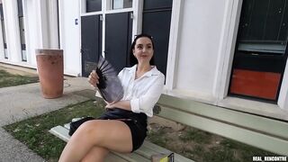 Une Employée De Bureau Espagnole Au Gros Cul Défoncée dans la rue et à L'Hôtel Par two Inconnus !!!