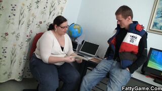 Large abdomen teacher seduces and screws large-cocked man