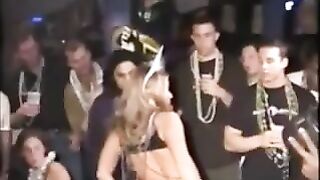 All-American party angel likes to get bare & screw on camera