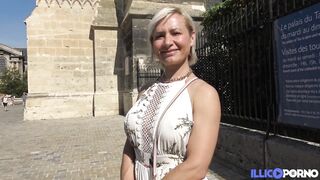 Charming mother i'd like to fuck Kim likes fitness and anal sex