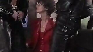 Eva Delage - Quand mamie se tape two gigolos