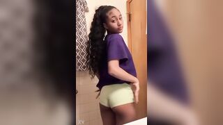 Taailannn lil nice booty