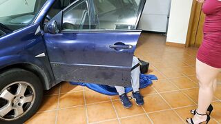 Sexually Excited wife receives inward ejaculation from the mechanic