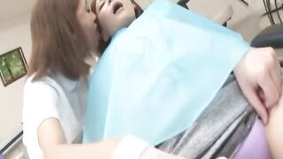Lesbo dentist two(censored)