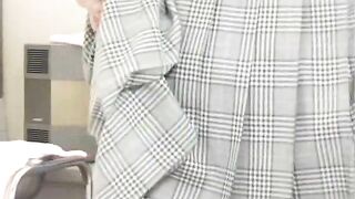 Mosaic; Wife tempted by masseur