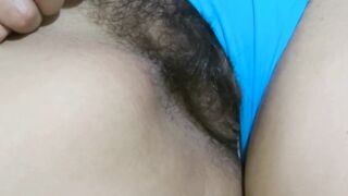 Lalin Girl mommy shows off, masturbates and bangs on the beach