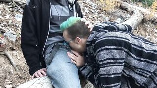 Hiking to Bang: FtM Outdoor Public Bang