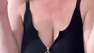 Danni Jones and The Billiards Lesson