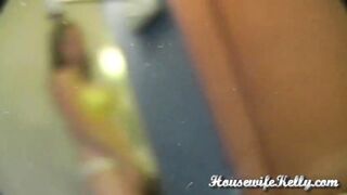 Hot Housewife Kelly Bangs the Repair Stud.