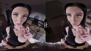 DARKSOME ROOM VR - Pepperoni Snatch Is Very Wet Just For U