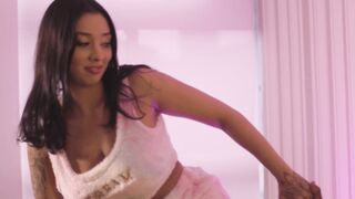 Wicked gives the butt to your most excellent ally