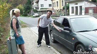 Chap picks up blond aged and screws her unshaved pussy