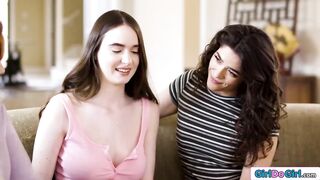 Im shy but do crave to lick my babysitter