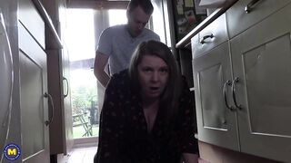 Older breasty stepmom gets anal sex from youthful stepson